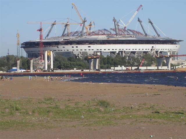 Extensive use of natural stone in the construction of the football stadium «Zenit-arena» on Krestovsky