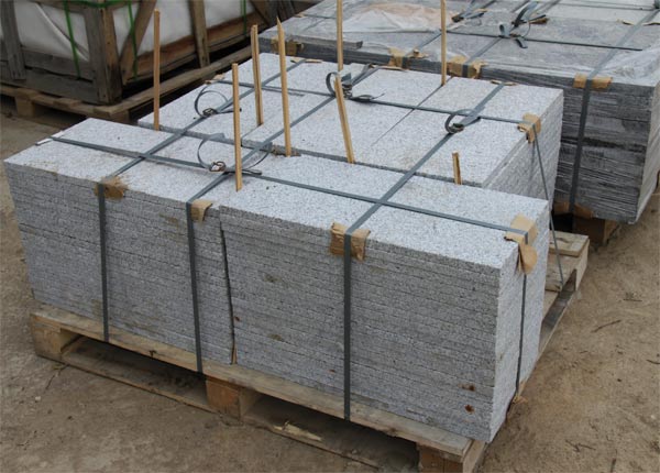 The granite tile of deposit Vozrozhdenie thermoprocessed in the size 300х600х20.  =>Following