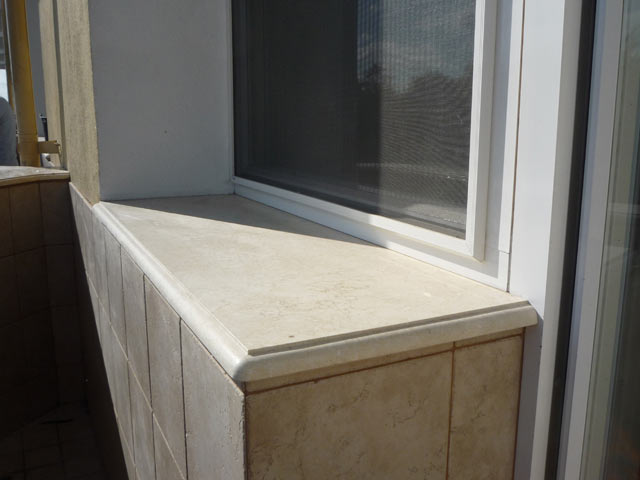 Window sill marble Crema Marfil, Spain  =>Following