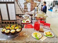 Tartlets and sweets for visitors to the stand
