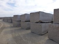 Prices of granite blocks granite Zheltau, Jalgyz and Mansurov in St. Petersburg