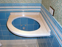 Столешница для ванной комнаты из испанского мрамора Крема Марфил.
